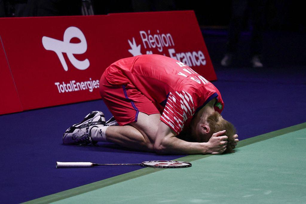 深一度|一次次“撞墙”后,石宇奇终于站上世界之巅